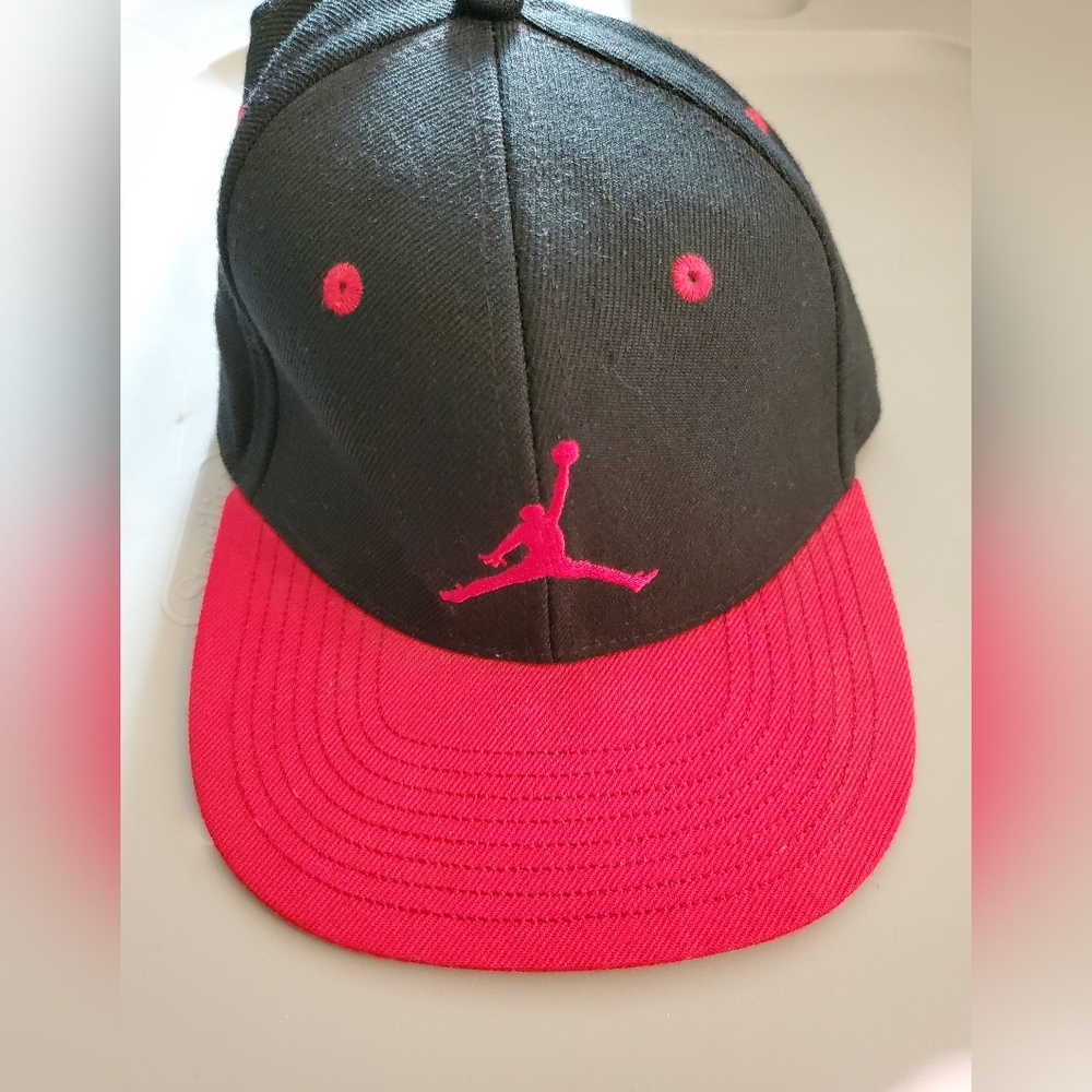 Youth Jordan Hat - Picture 2 of 6